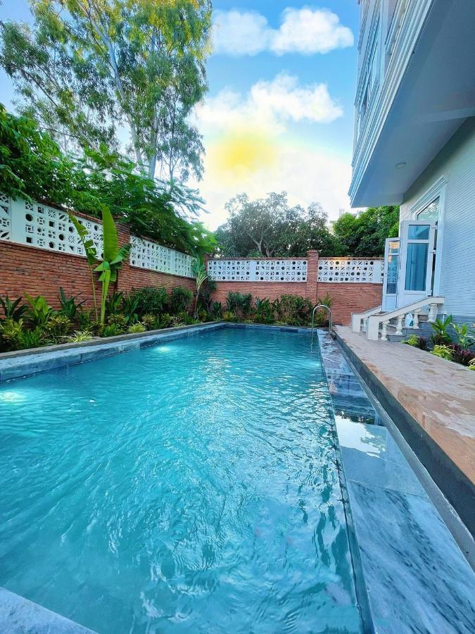 Palm Villa 40- Luxury Vung Tau Exterior photo